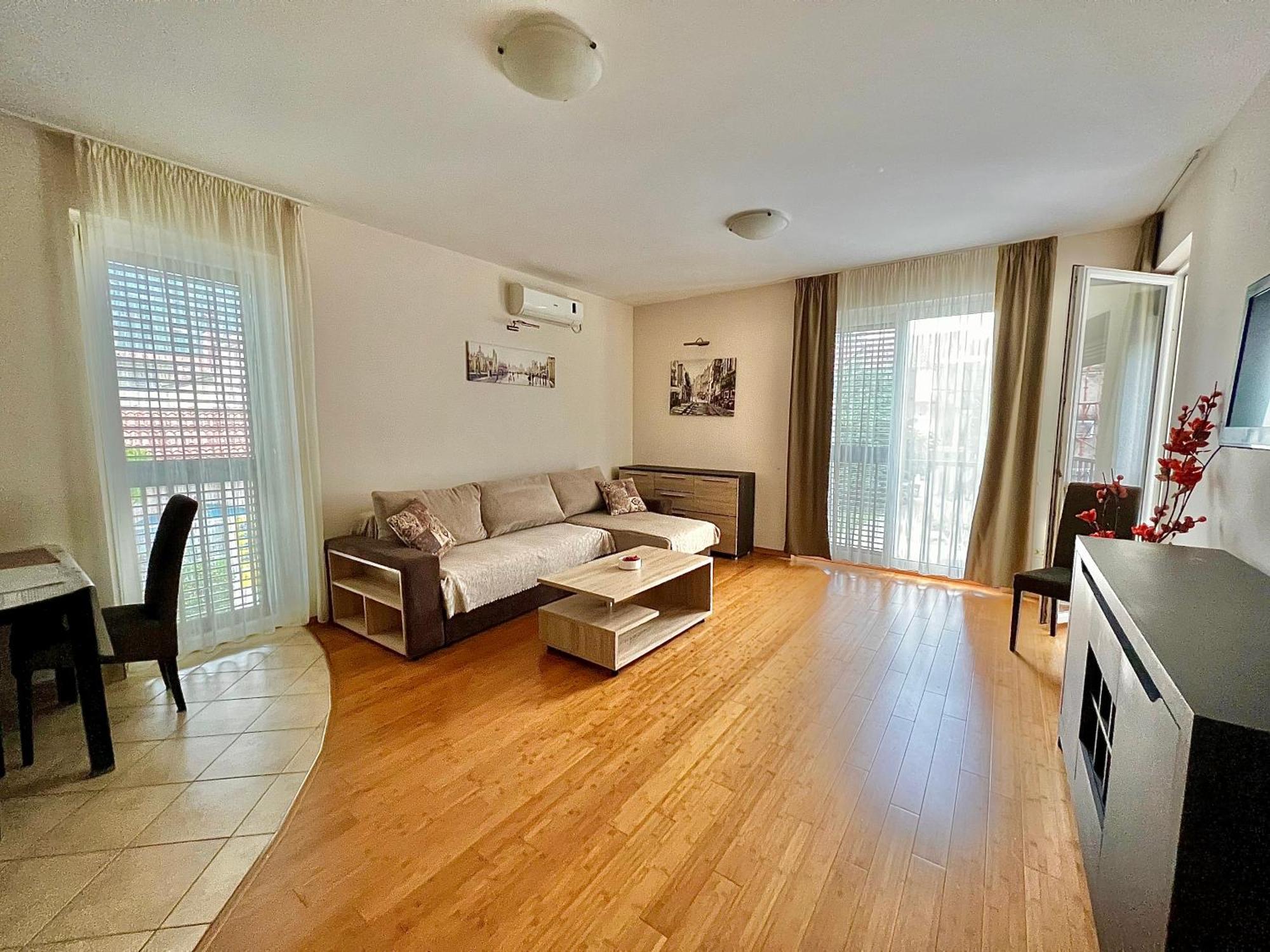 Apartments Nirgilija Tivat Exterior photo